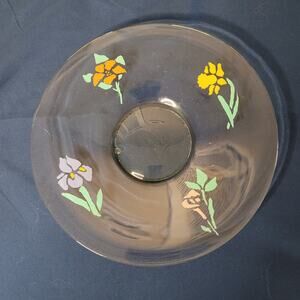 9" Clear Glass Dish with Flower Design (Cracked)